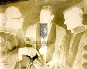 Image description is not available for 1967.151